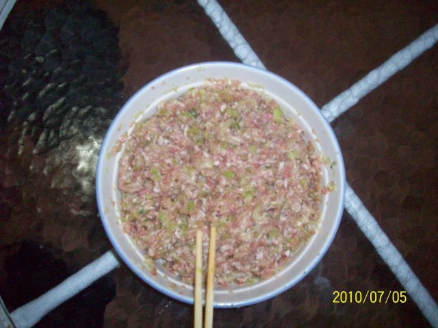芹菜猪肉馅