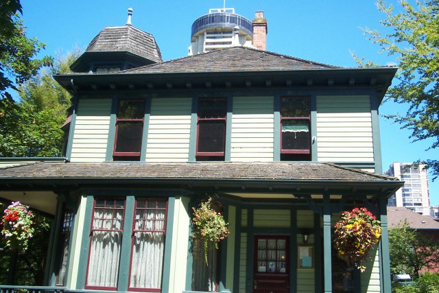 2010JulyWestEnd 009.jpg