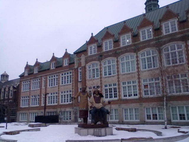 20120215963.jpg