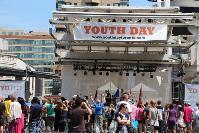 Day8_08_TheYongeDundasSquare_TheYouthDay.JPG