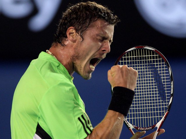 800_Marat_Safin_Australian_Open_2008_rd_2_joy_623224.jpg